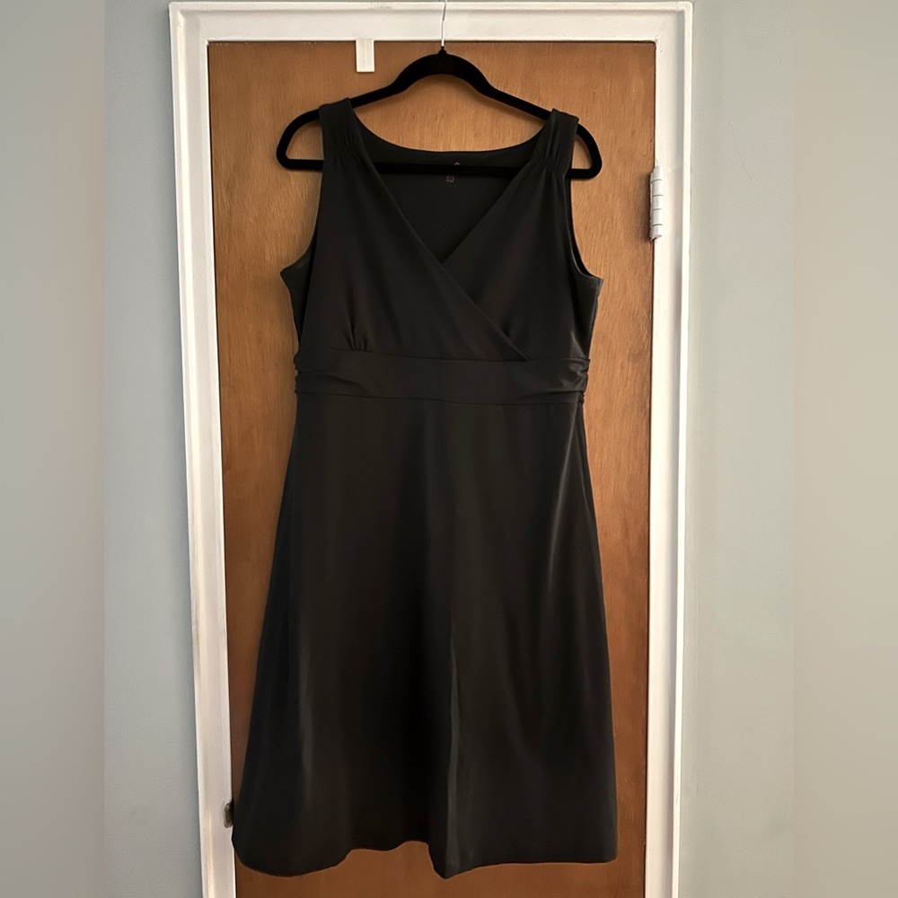 Black Eddie Bauer dress, size L